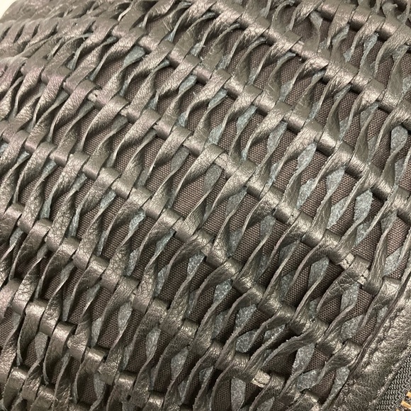 Linea Pelle Woven Leather Black Bag BNWT!! - Picture 15 of 16